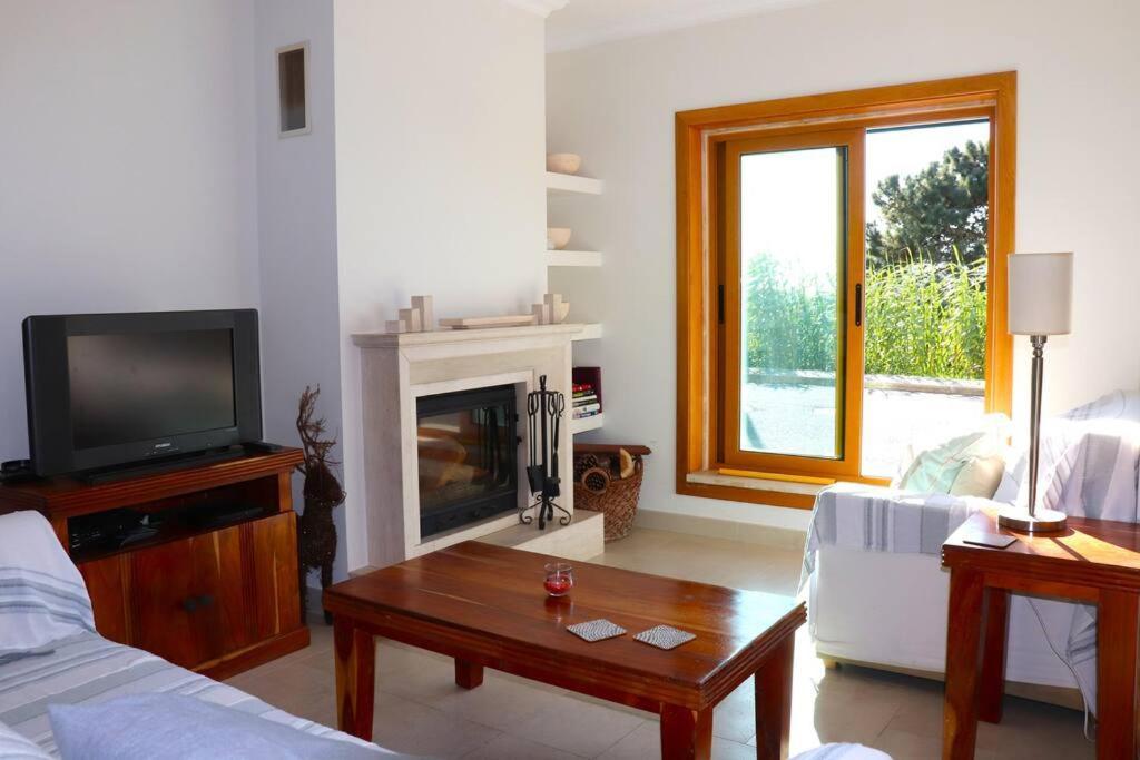 Sea Breeze House Ericeira - Ribeira Dilhas Beach Eksteriør bilde