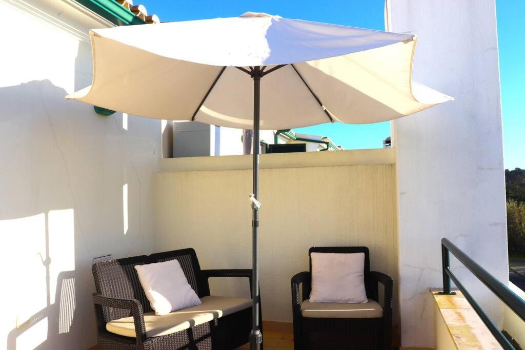 Sea Breeze House Ericeira - Ribeira Dilhas Beach Eksteriør bilde